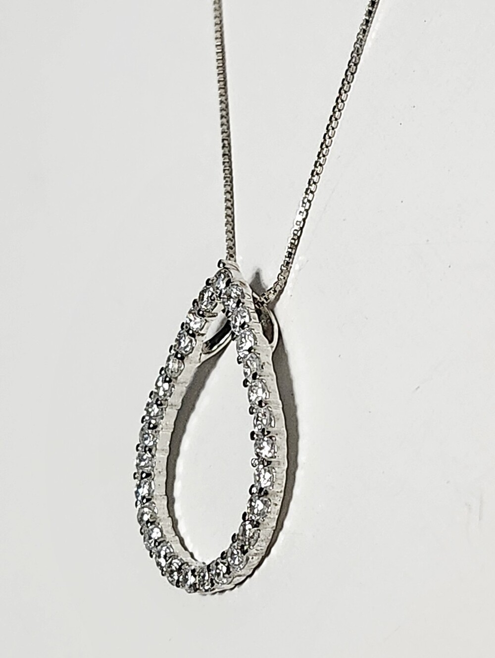 Silver Teardrop Pendant & Chain Necklace 18" - Picture 4 of 8
